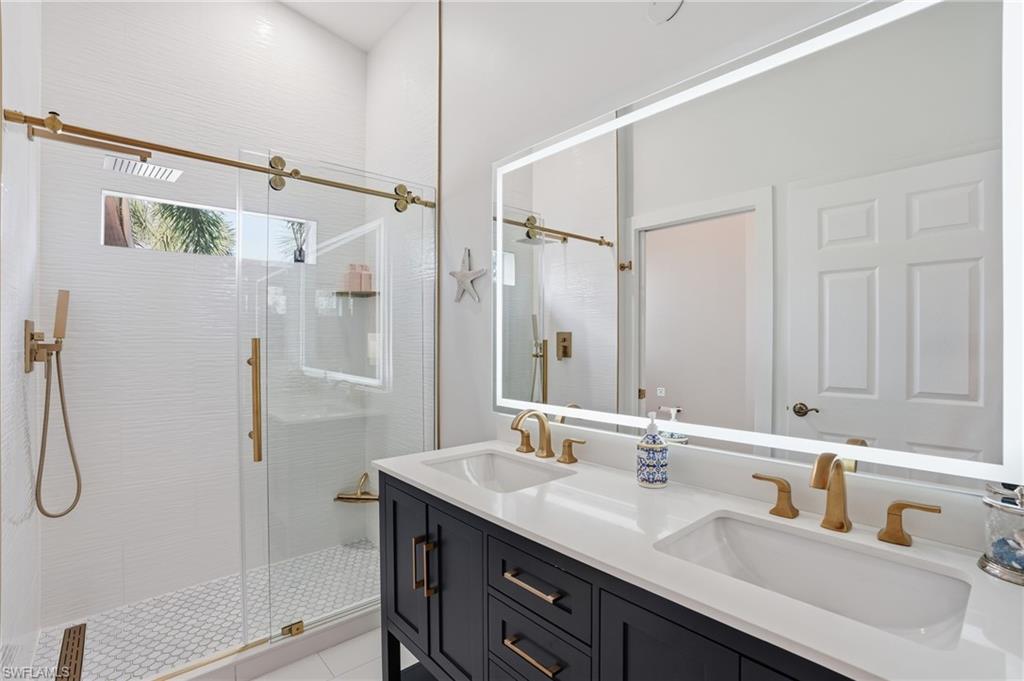 MAGNOLIA FALLS - Residential