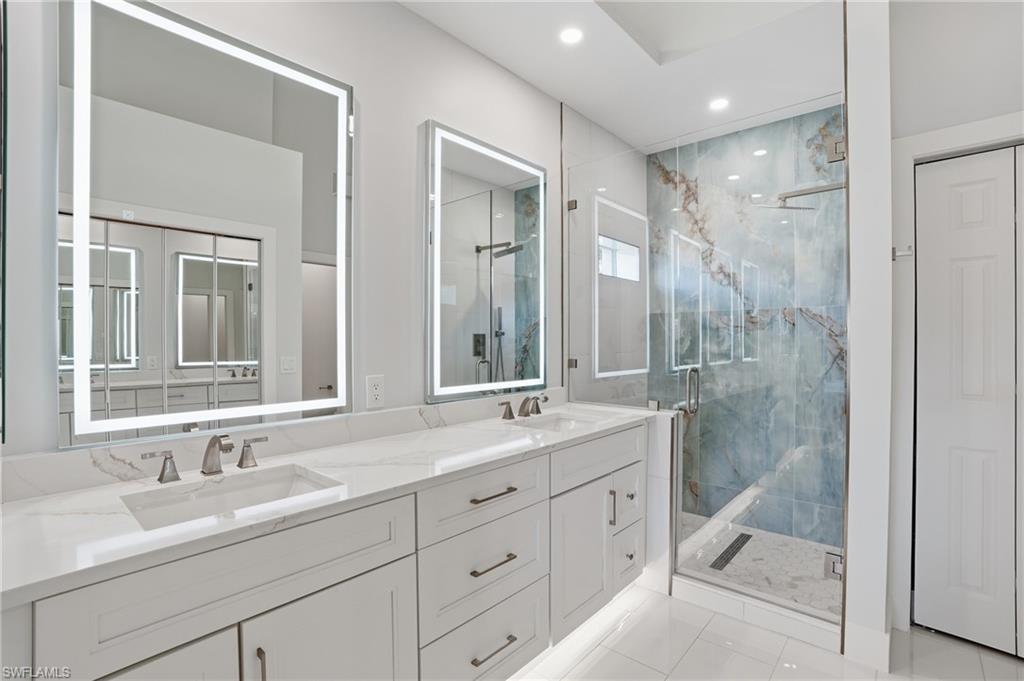 MAGNOLIA FALLS - Residential