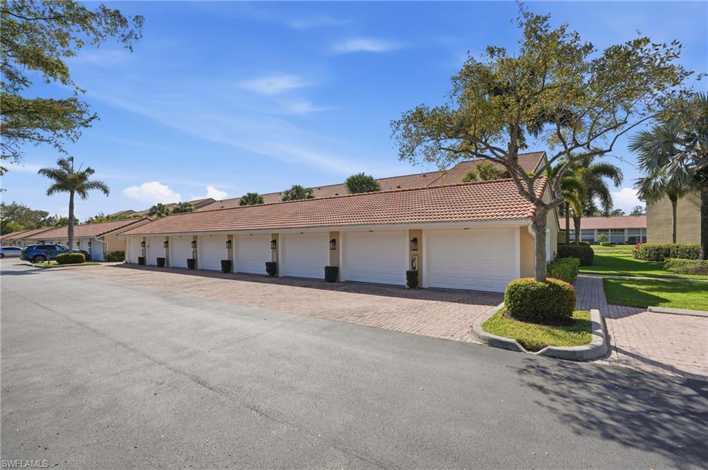 MAGNOLIA FALLS - Residential