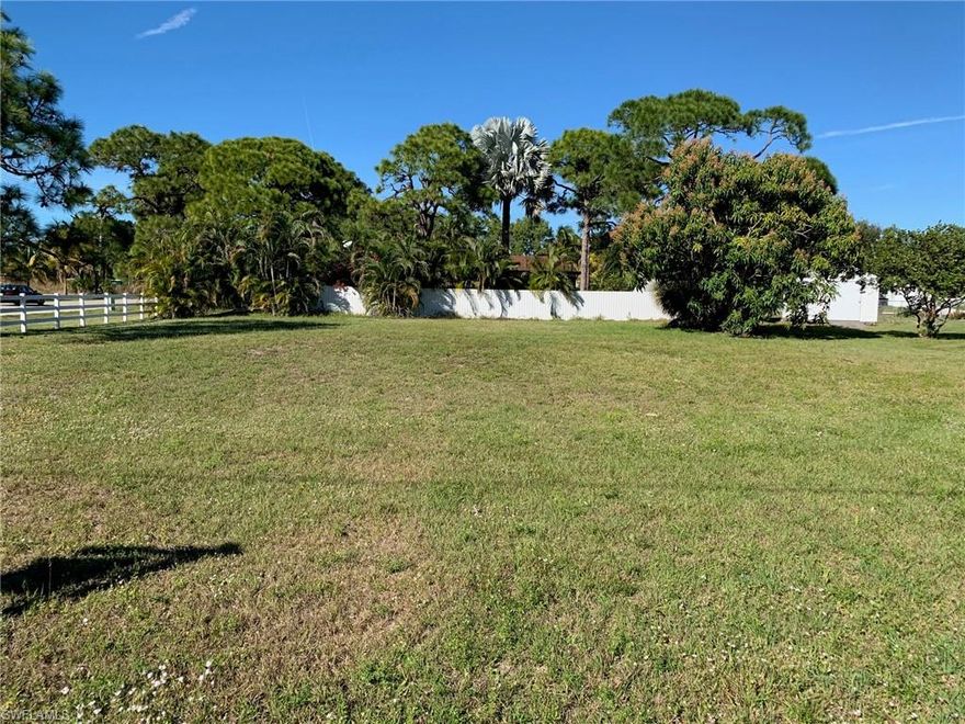 NICE RESIDENTIAL LOT IN CHARLOTTE SHORES ON GENESSE PARKWAY AT THE INTERSECTION OF STRINGEFELLOW ROAD. GULF ACCESS VIA THE COMMUNITY BOAT LAUNCH WITH VOLUNTARY MEMBERSHIP.
