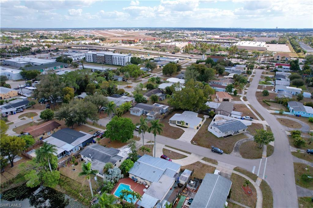 COLONIAL TERRACE - Residential