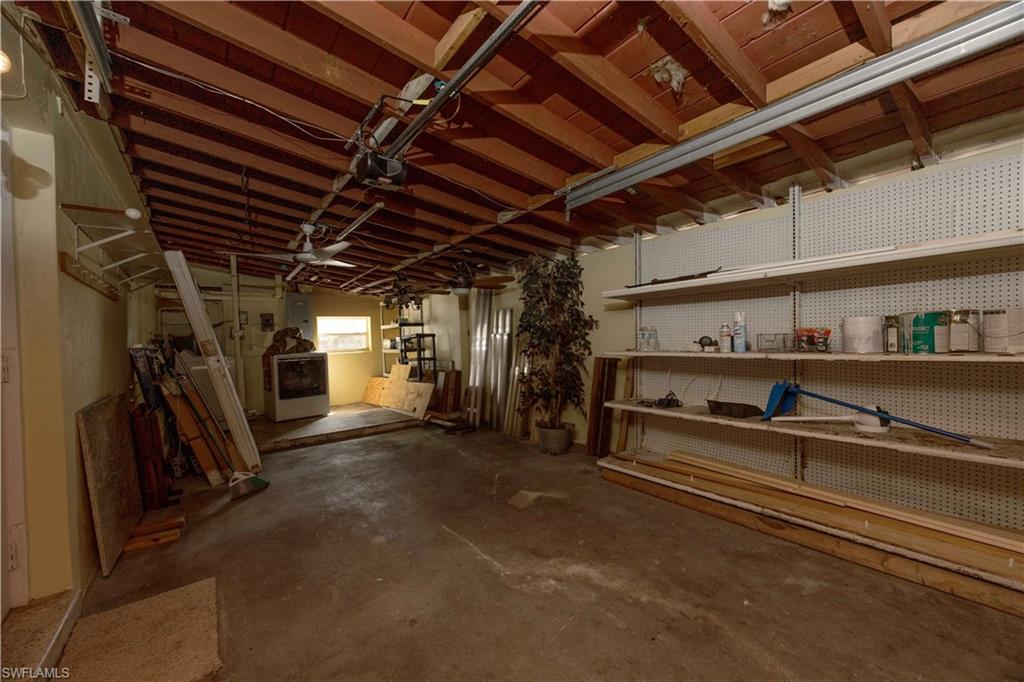 COLONIAL TERRACE - Residential