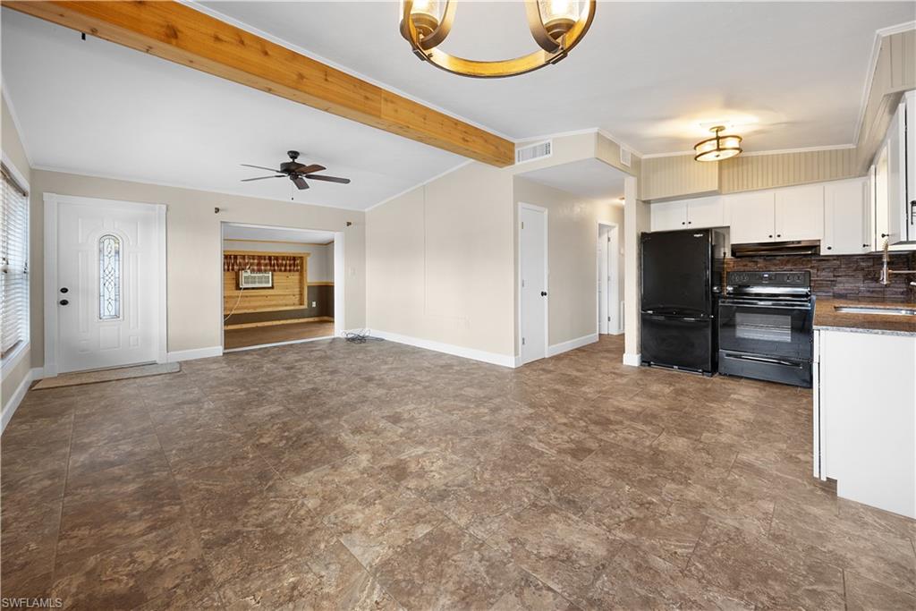 COLONIAL TERRACE - Residential