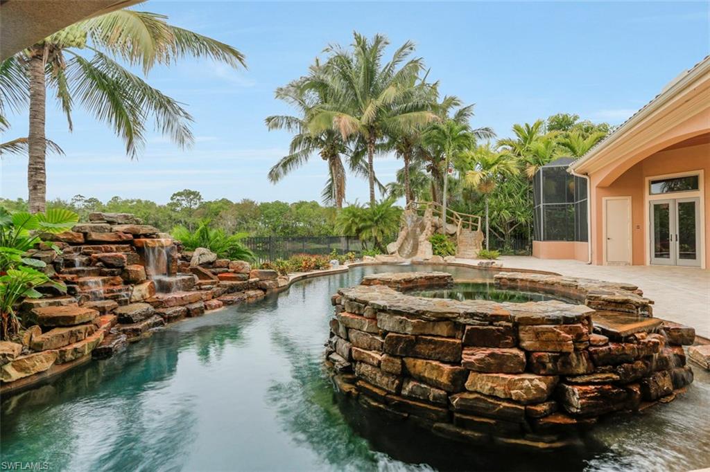 BELLO LAGO - Residential