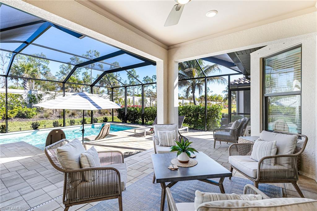 ESPLANADE LAKE CLUB - Residential