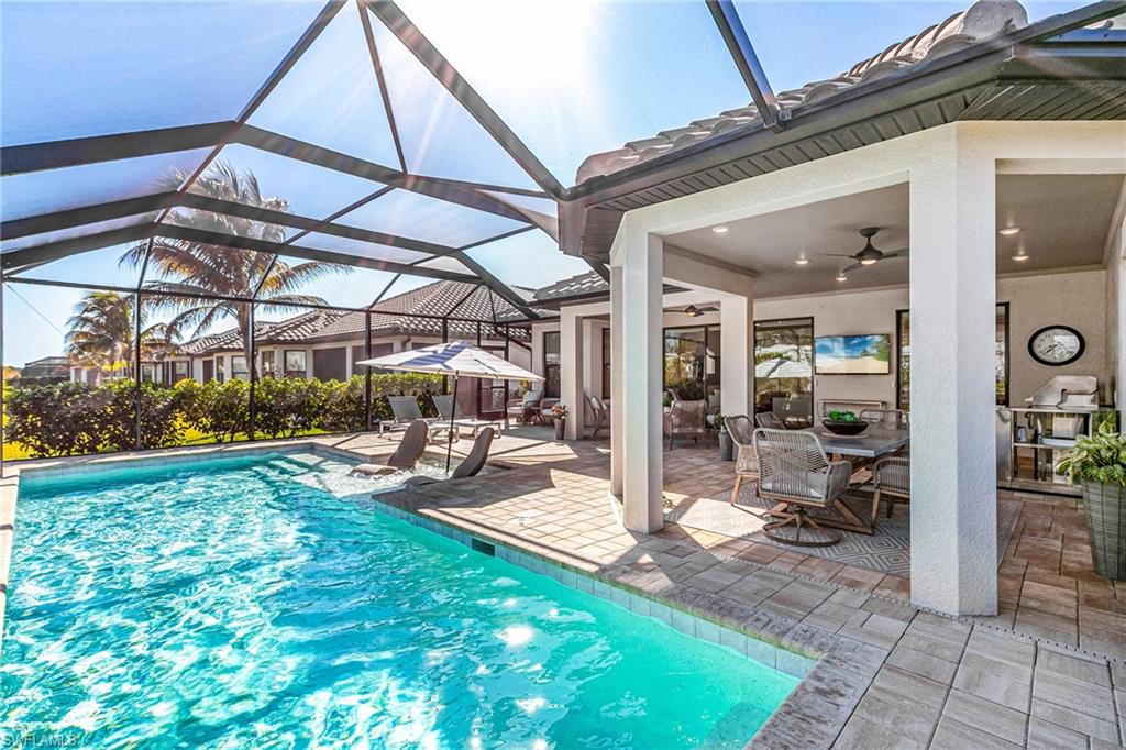 ESPLANADE LAKE CLUB - Residential