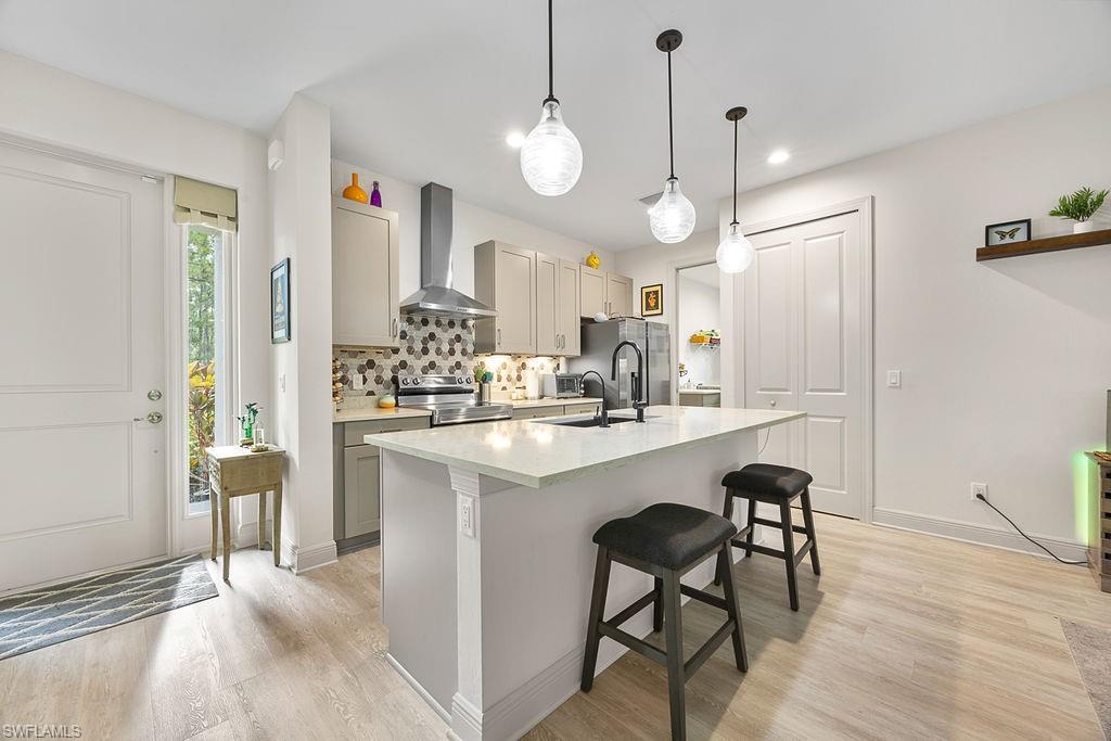 GOLDEN GATE ESTATES - Residential