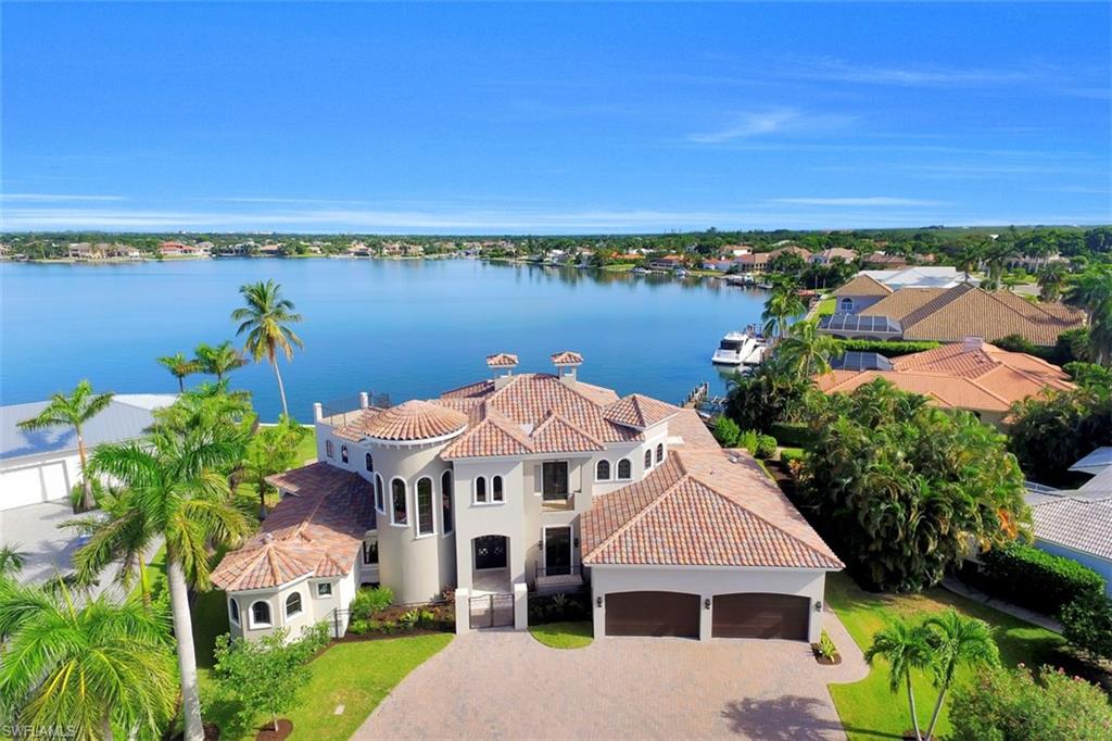 MARCO BEACH - Residential