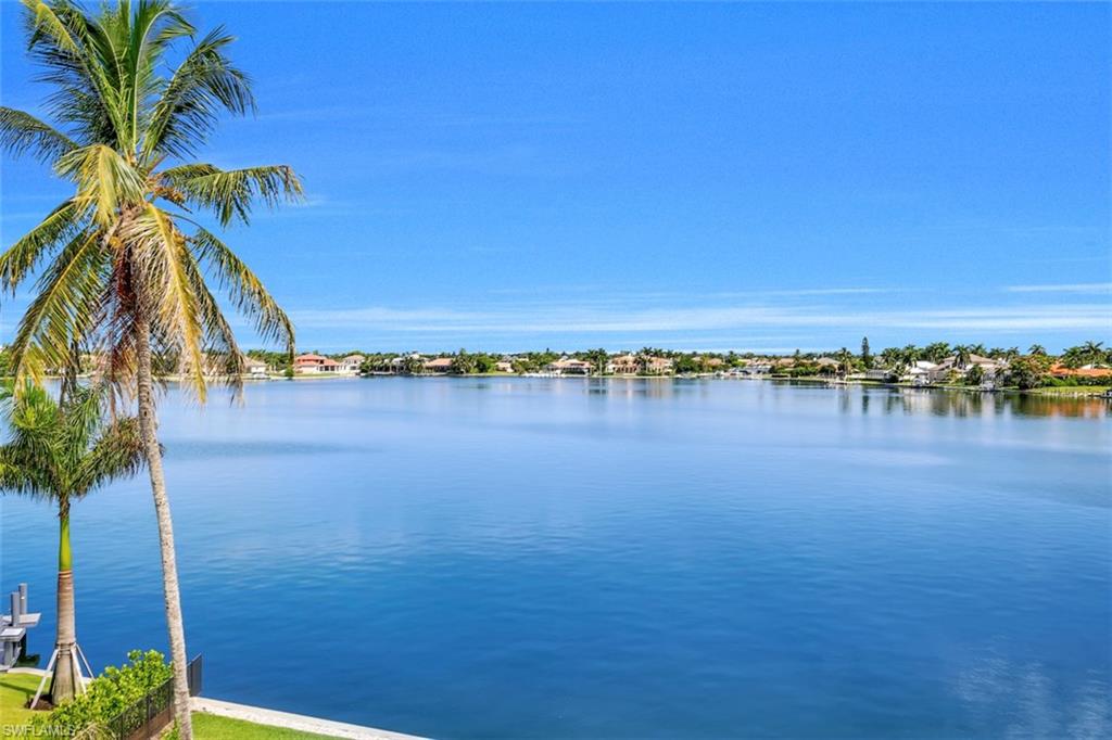 MARCO BEACH - Residential