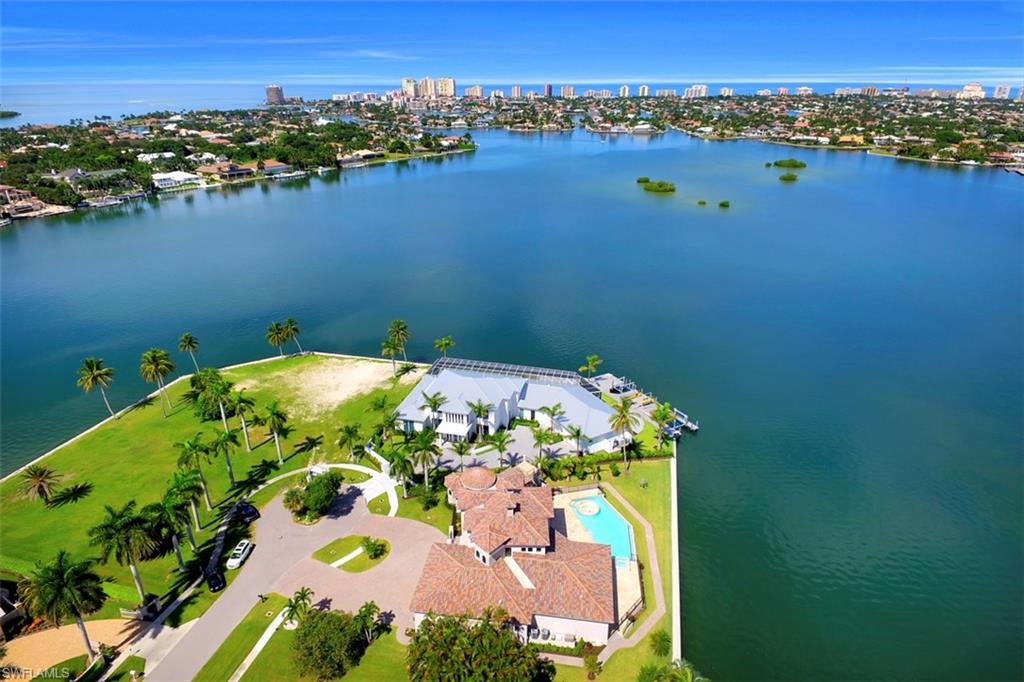 MARCO BEACH - Residential