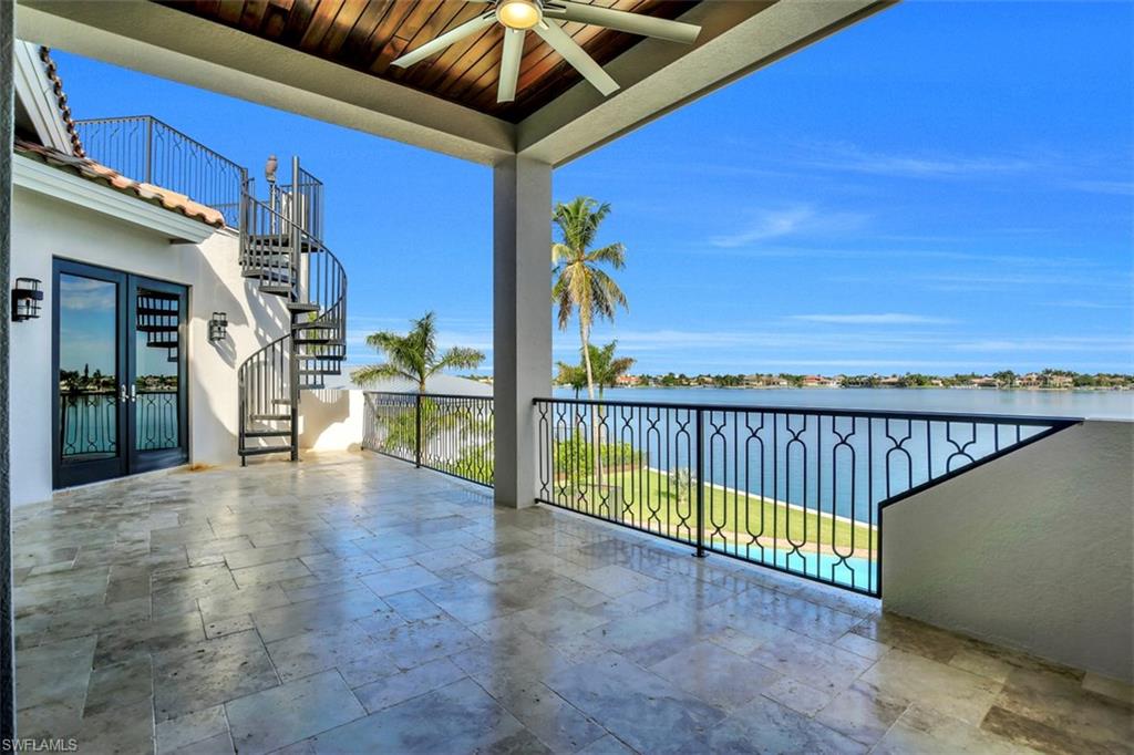 MARCO BEACH - Residential