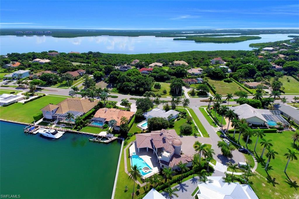 MARCO BEACH - Residential