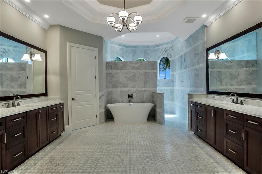 MARCO BEACH - Residential