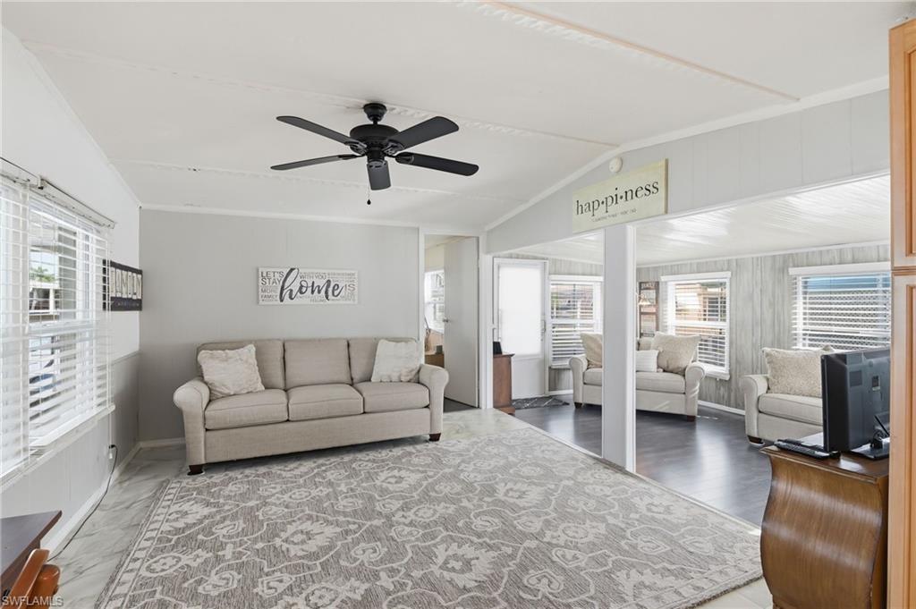 HITCHING POST MOBILE HOME PARK - Residential Lease