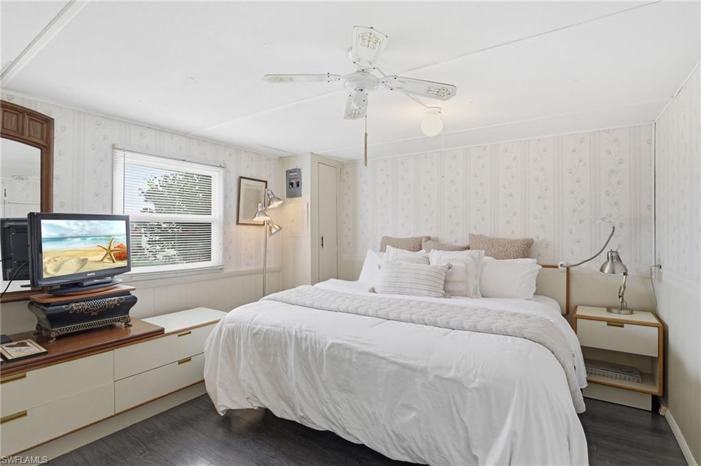 HITCHING POST MOBILE HOME PARK - Residential Lease