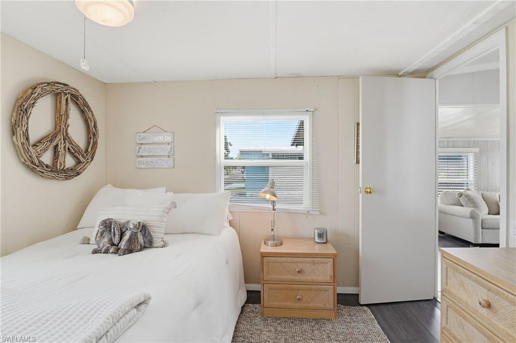 HITCHING POST MOBILE HOME PARK - Residential Lease