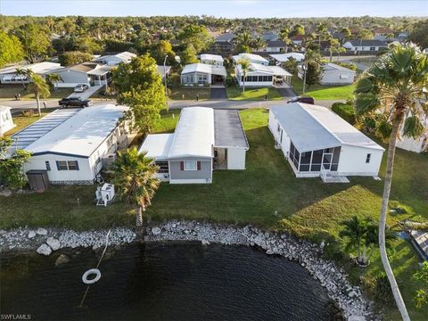 A home in NAPLES