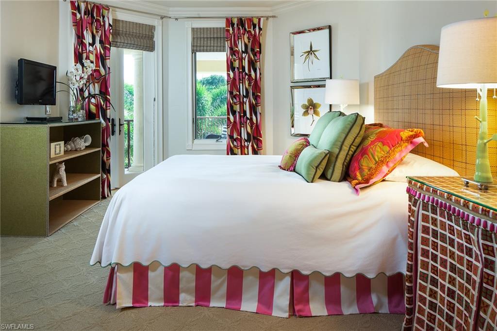 AQUALANE SHORES - Residential