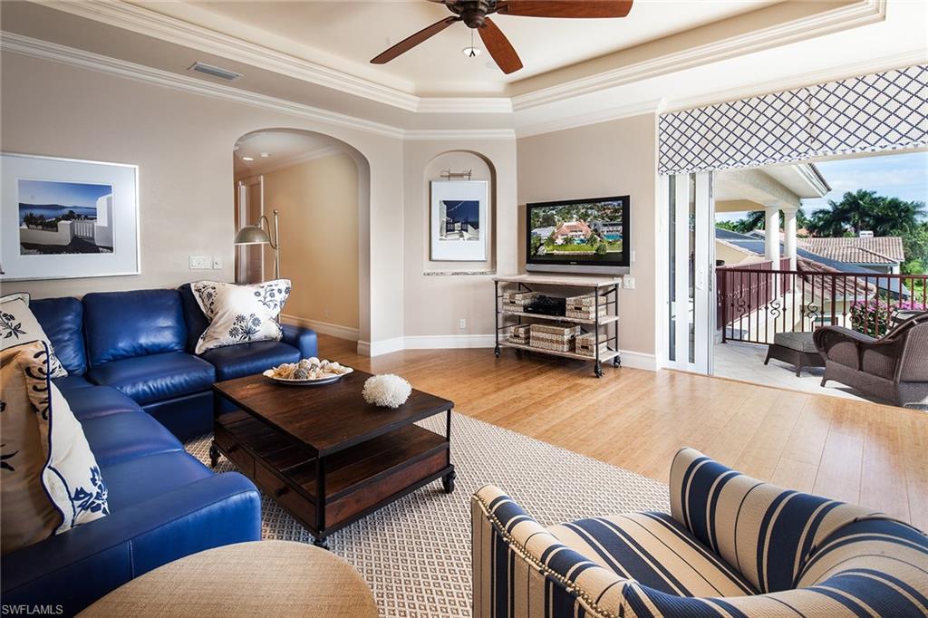 AQUALANE SHORES - Residential