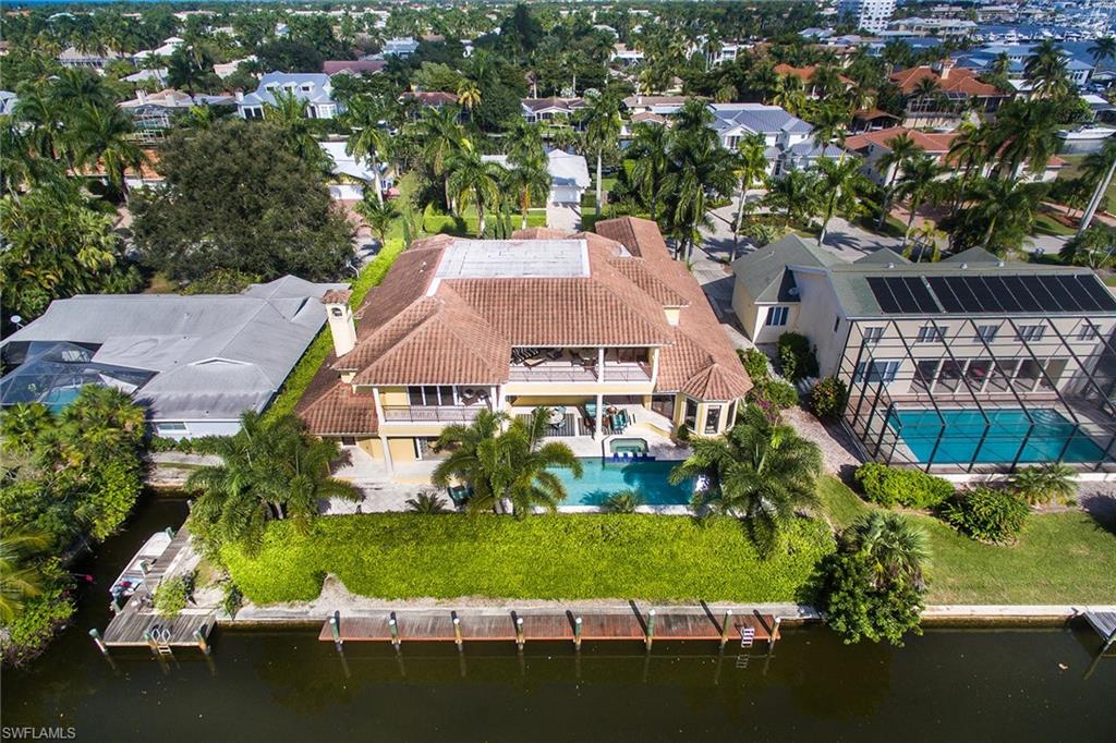 AQUALANE SHORES - Residential