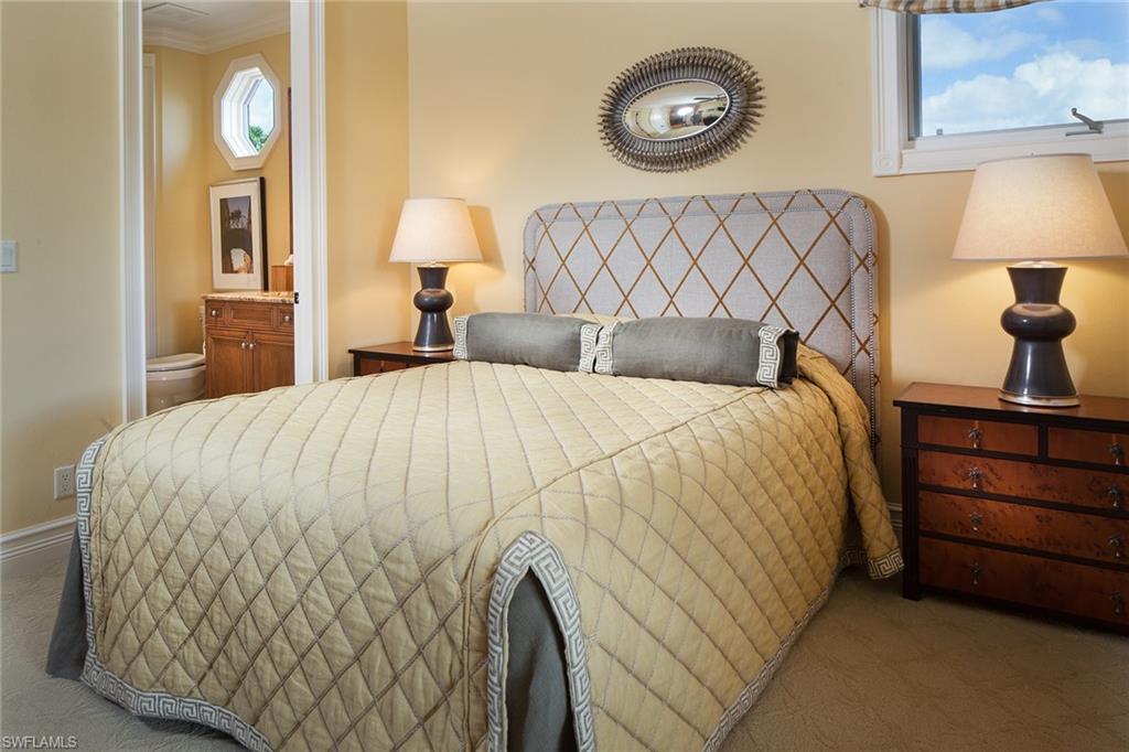 AQUALANE SHORES - Residential