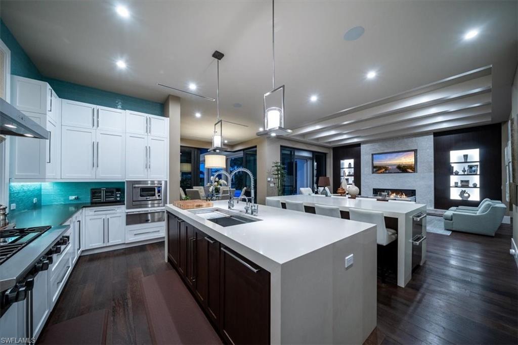 OLDE NAPLES - Residential