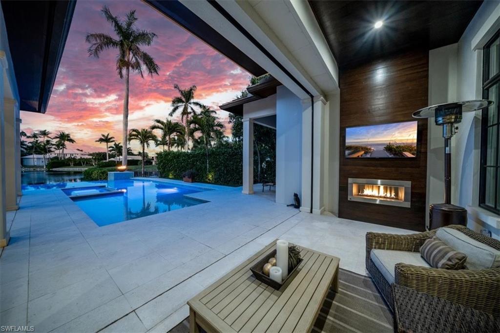 OLDE NAPLES - Residential