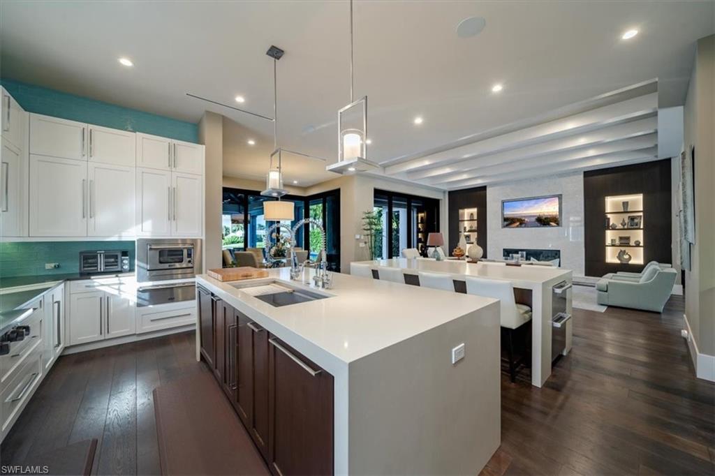 OLDE NAPLES - Residential