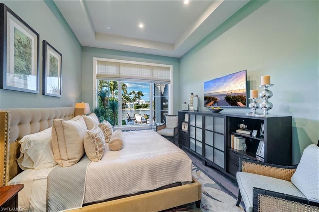 OLDE NAPLES - Residential