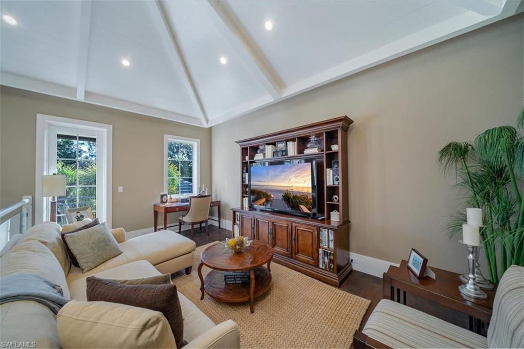 OLDE NAPLES - Residential