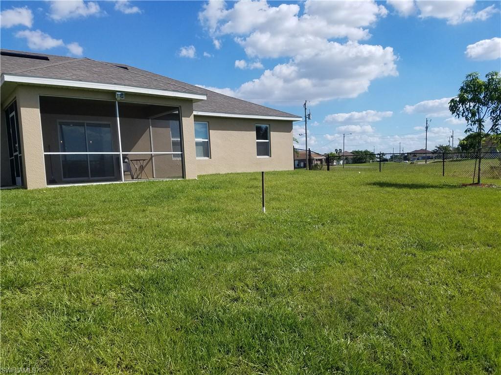 CAPE CORAL - Residential