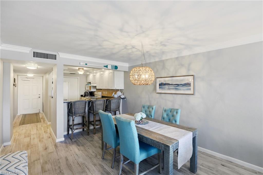 CASA BONITA ROYALE - Residential