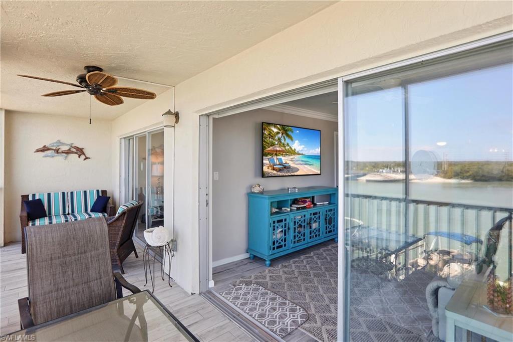 CASA BONITA ROYALE - Residential