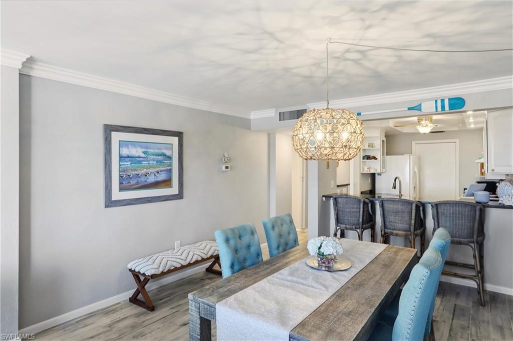 CASA BONITA ROYALE - Residential