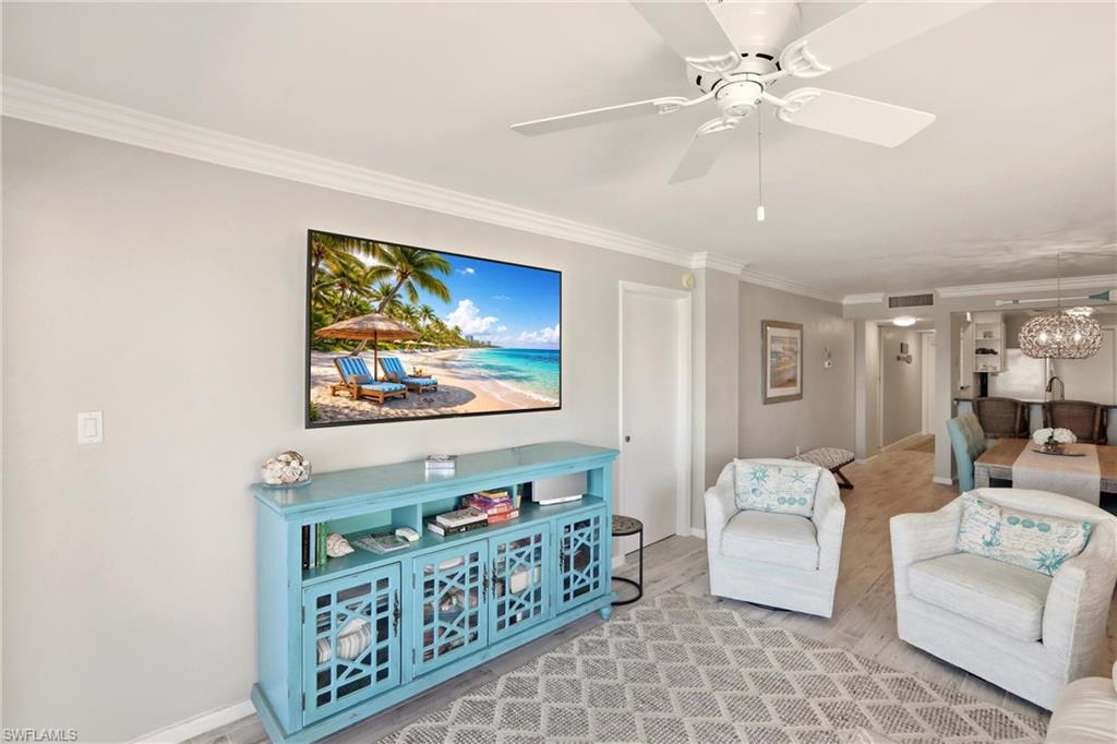 CASA BONITA ROYALE - Residential