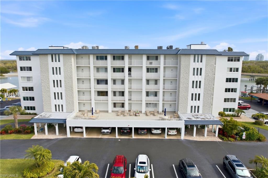 CASA BONITA ROYALE - Residential