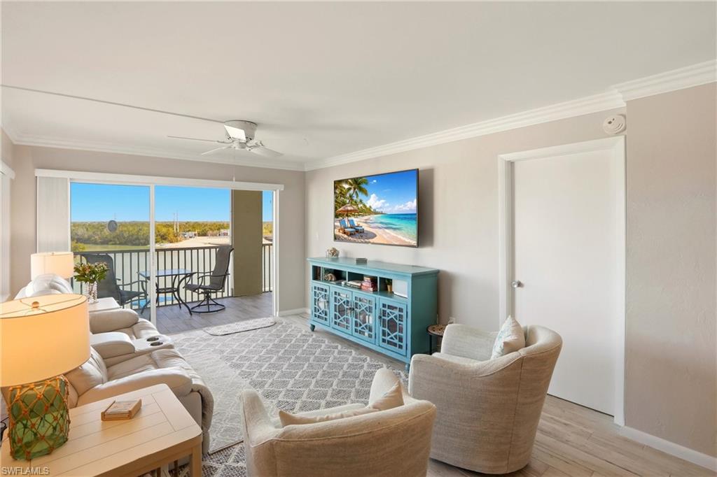 CASA BONITA ROYALE - Residential