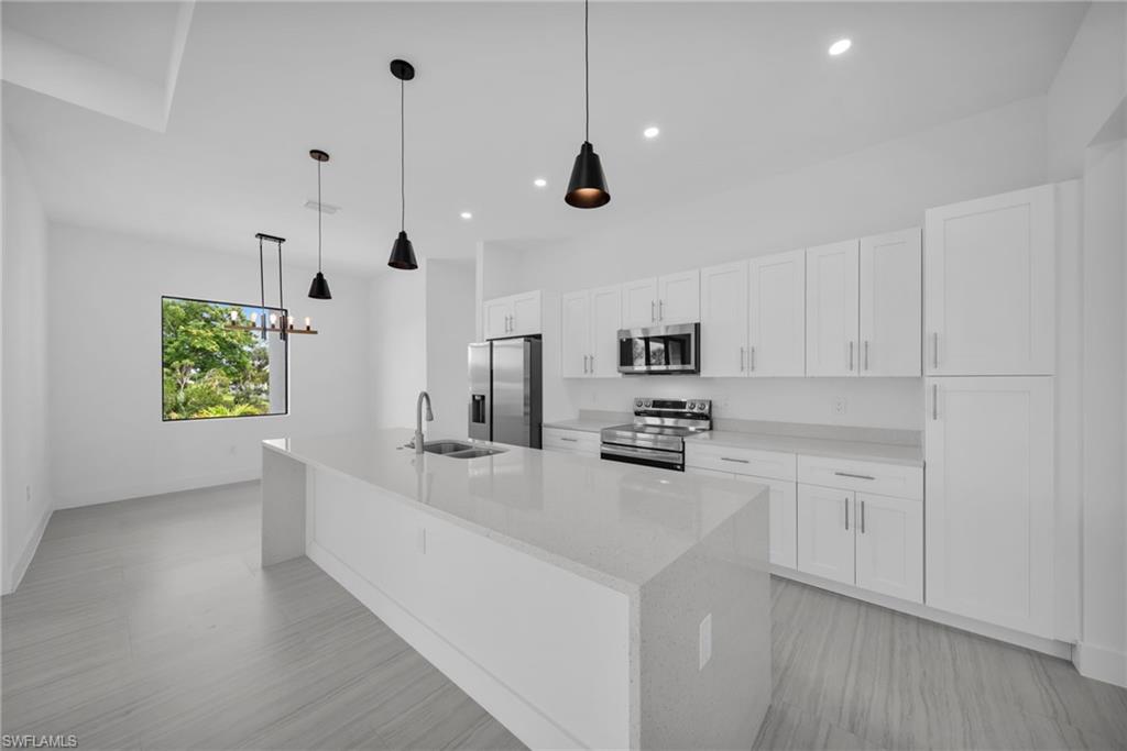 CAPE CORAL - Residential Lease