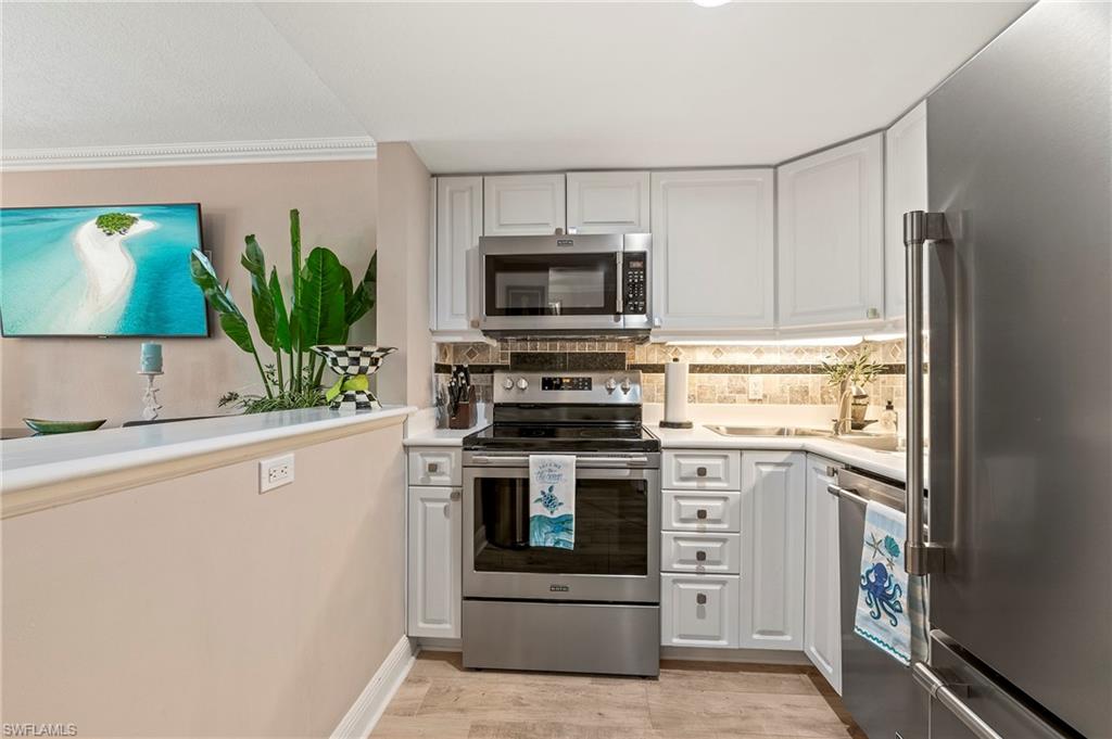 CASTLETON GARDENS - Residential Lease