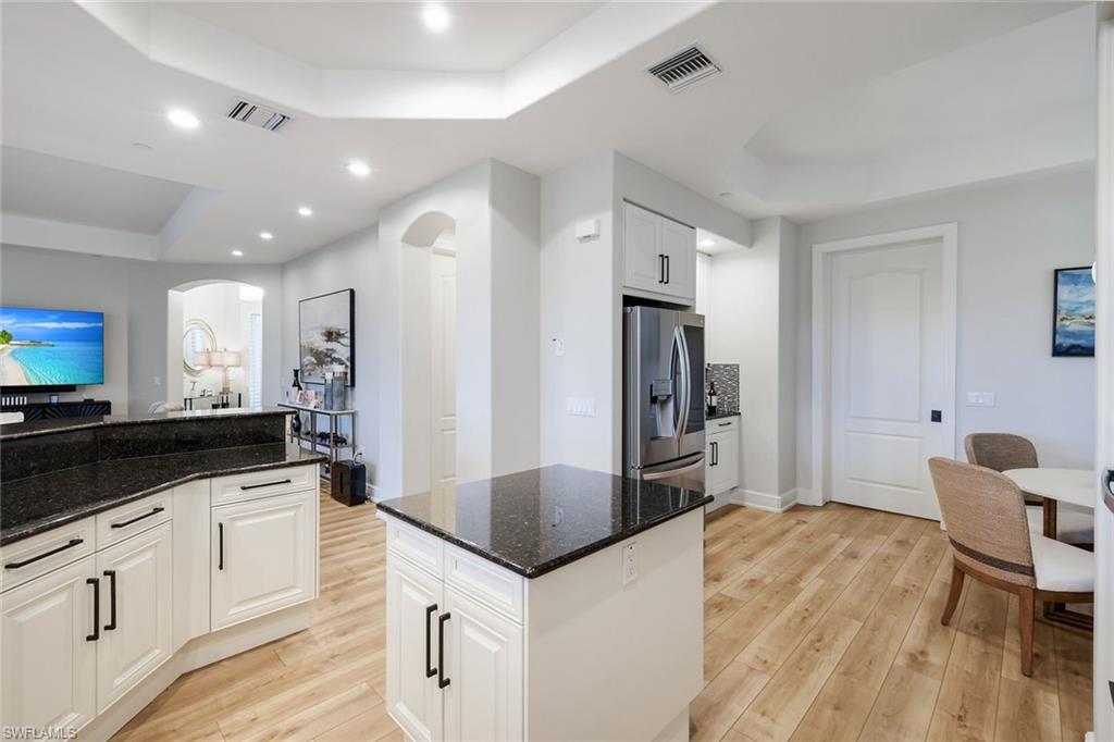 AVELLINO ISLES - Residential
