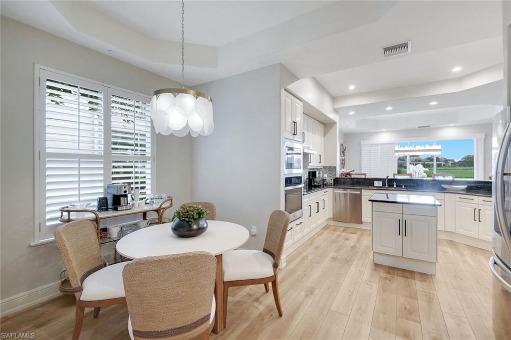 AVELLINO ISLES - Residential