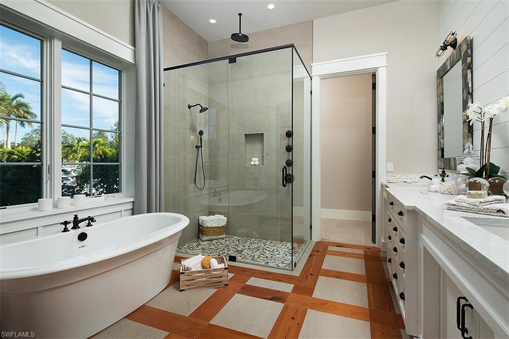 OLDE NAPLES - Residential