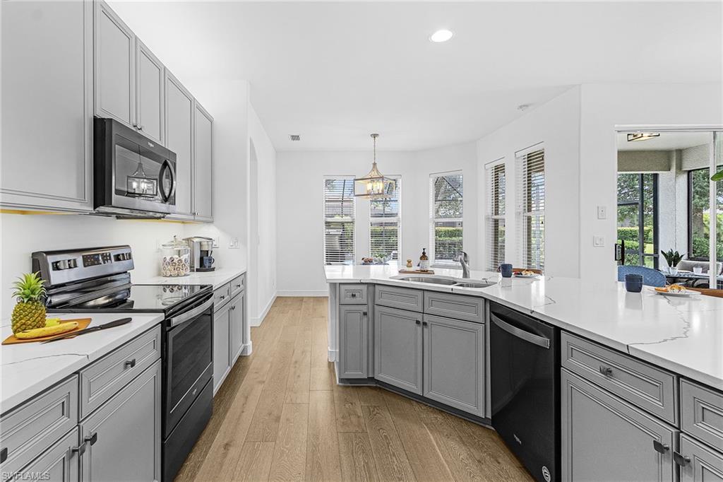 MOODY RIVER ESTATES - Residential Lease