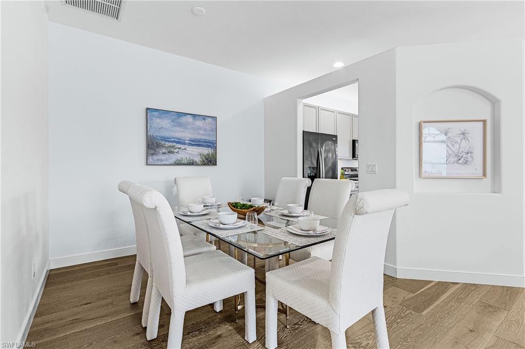 MOODY RIVER ESTATES - Residential Lease