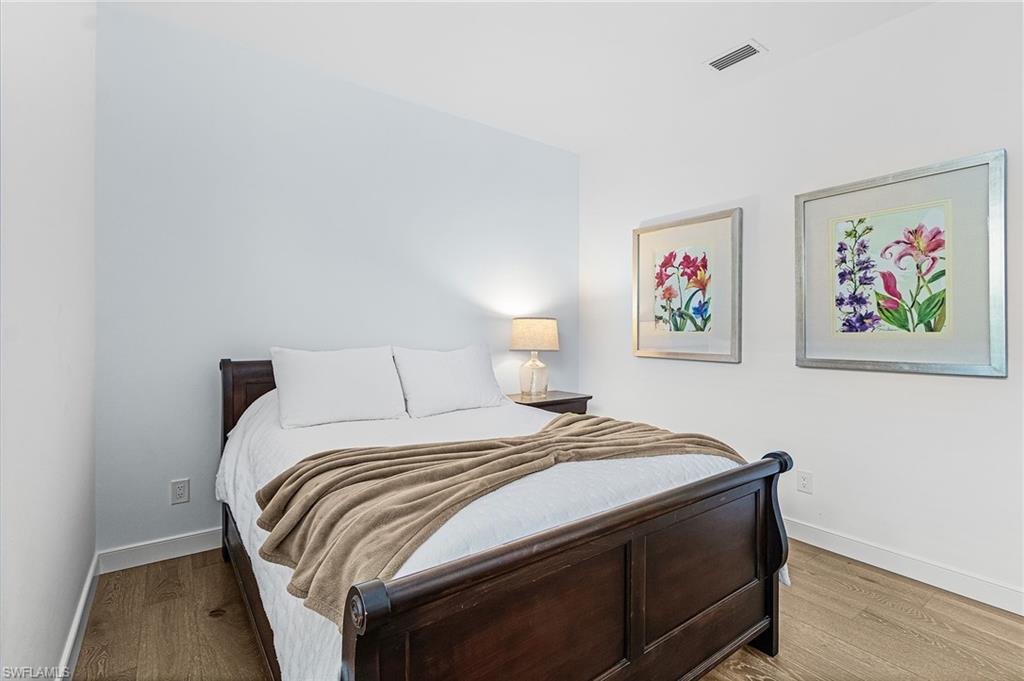 MOODY RIVER ESTATES - Residential Lease