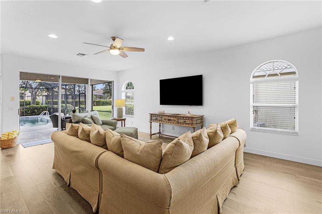 MOODY RIVER ESTATES - Residential Lease