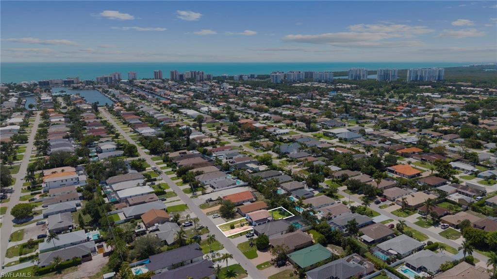 NAPLES PARK - Residential