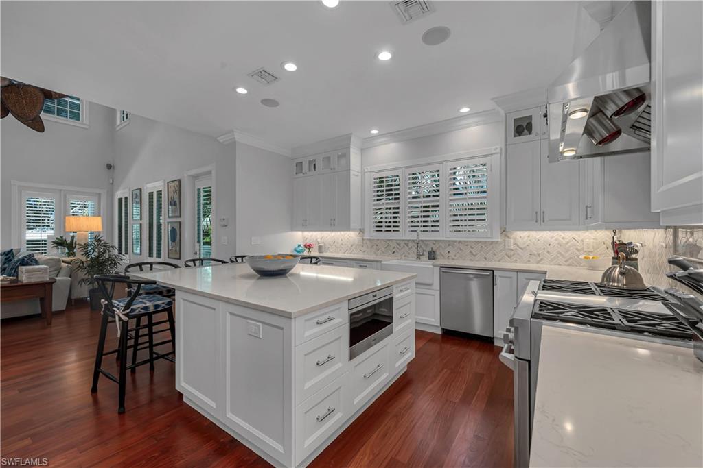 OLDE NAPLES - Residential