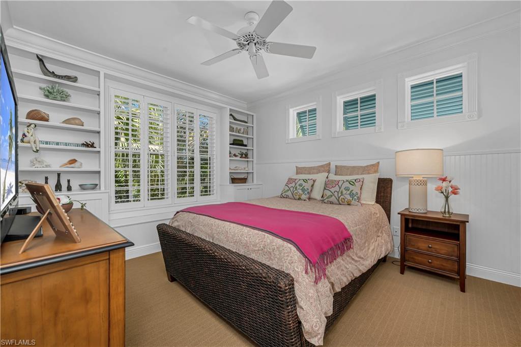 OLDE NAPLES - Residential