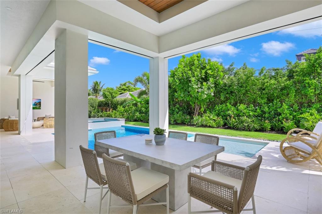 MOORINGS - Residential